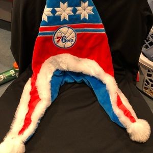 Philadelphia 76ers Christmas hat